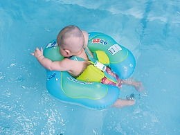 婴儿游泳圈的正确戴法(宝宝游泳趴圈的正确戴法及使用攻略)