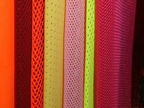 经编布(经编针织布是什么面料经编针织布的特点及用处)