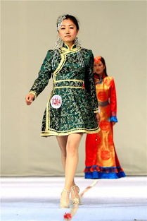 蒙古服装男装(蒙古族的服饰和信仰有哪些特色?)