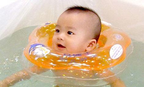 婴儿游泳有什么好处(6大好处不请自来)-易百科